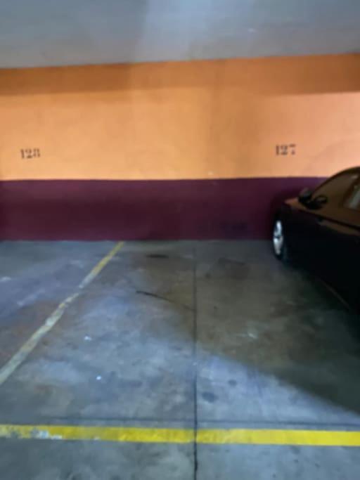 Estudio Castellana Norte Con Parking * Madrid