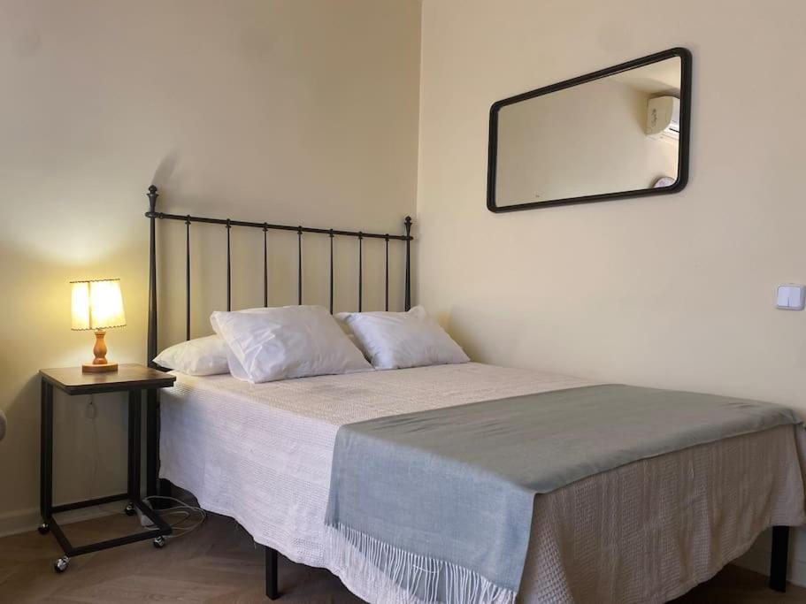 Estudio Castellana Norte Con Parking * Madrid